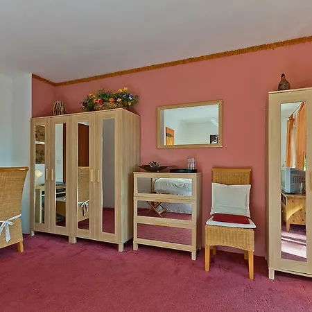 Zeevat Bed & Breakfast 3*