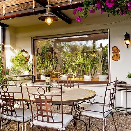 Zeevat Bed & Breakfast Munich